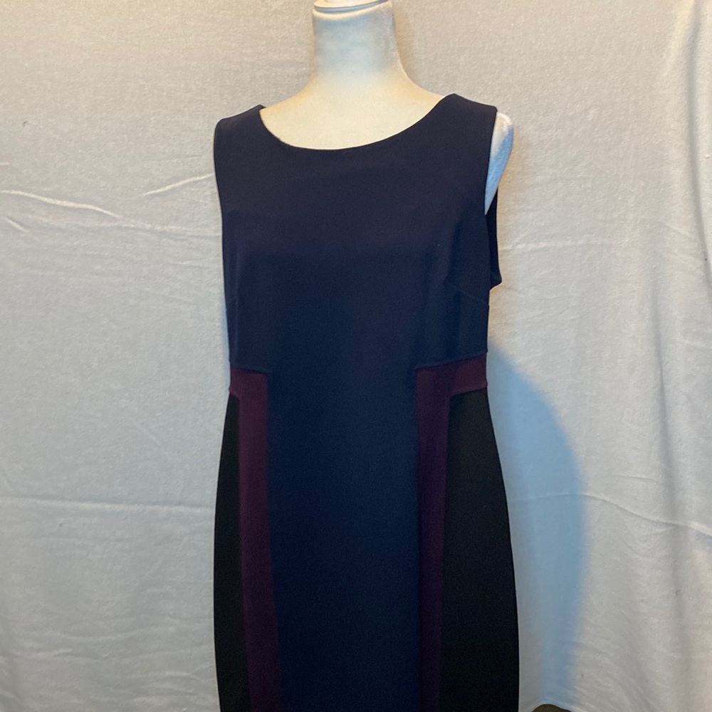 Tommy Hilfiger Dark color block dress